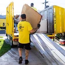 Best Same-Day Junk Removal Services  in Bluffton, IN